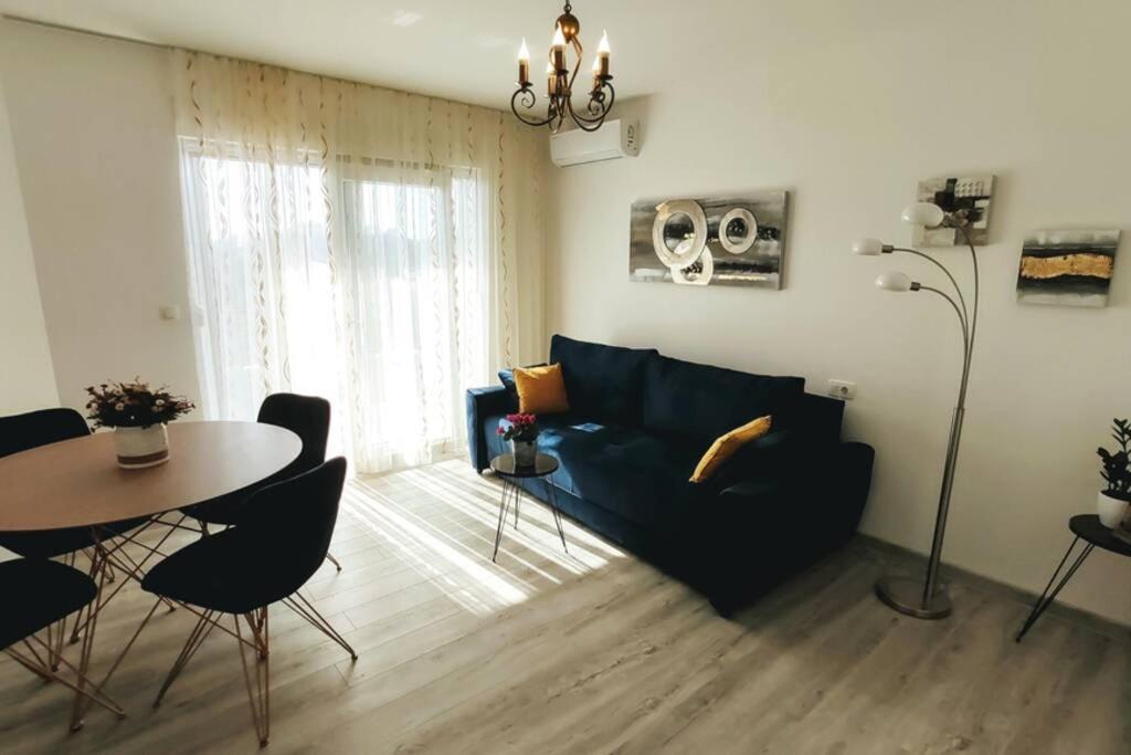 Apartment Pape Крвавіца Екстер'єр фото